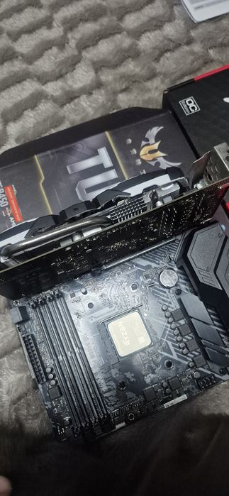 Материнська плата Аsus B450+raizen 52600+ RX570/ 8gв комплект.