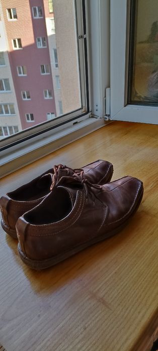 Туфлі шкіряні Clarcs