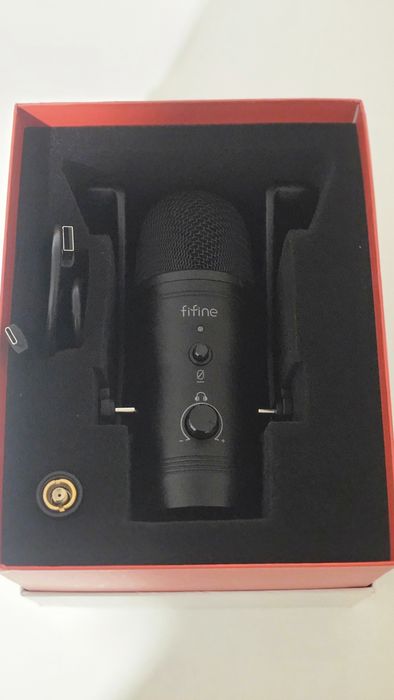 Microfone FiFine K690