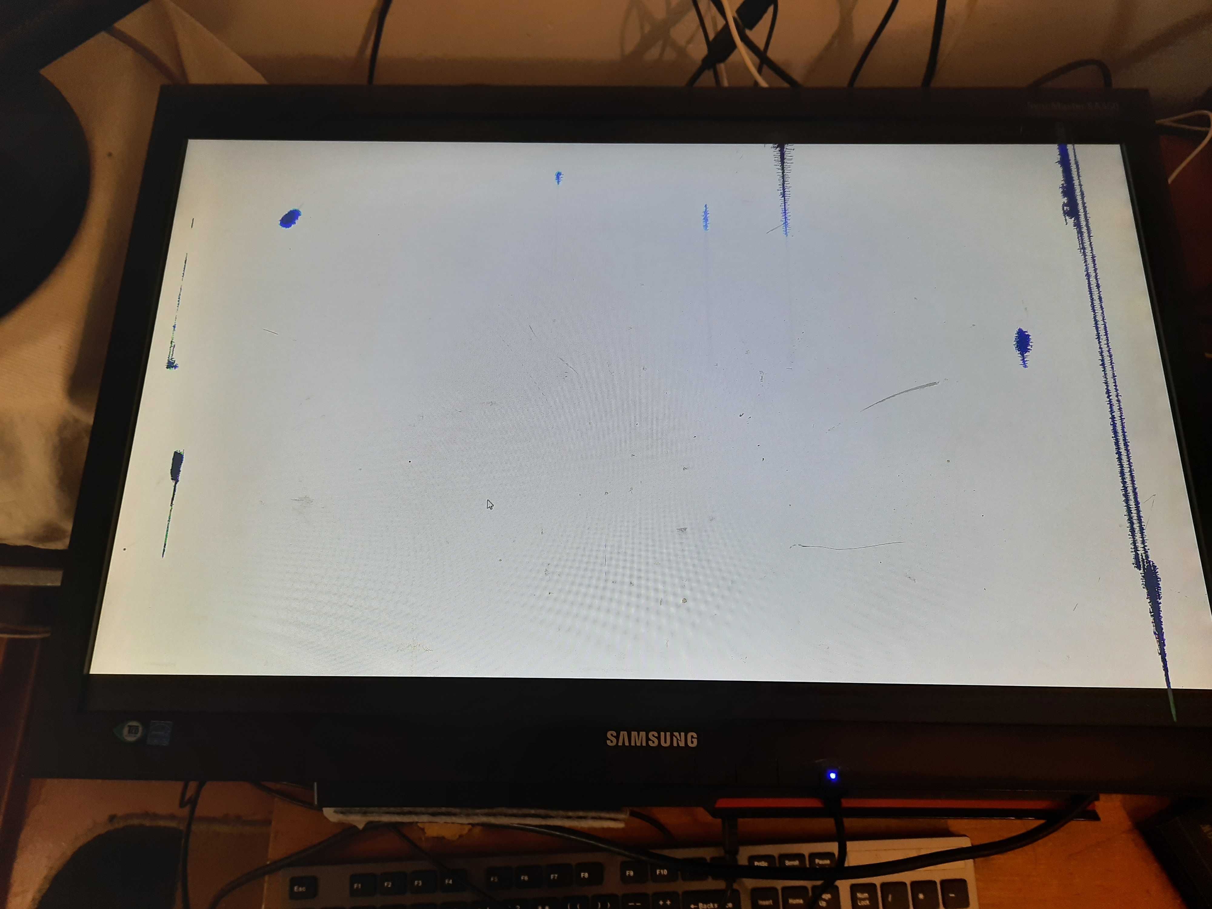 Монитор  24″ Samsung  Full HD 12V