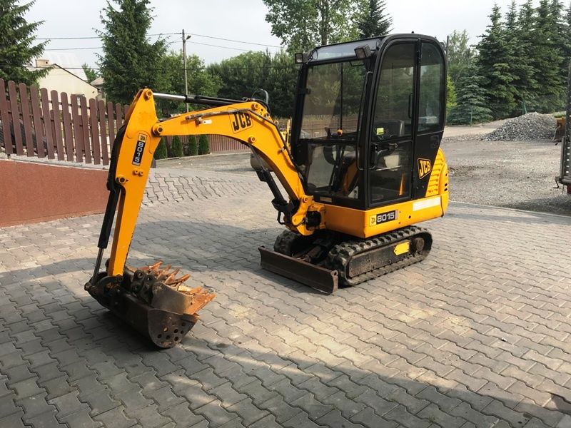 Usługi minikoparką, minikoparka na wynajem z operatorem lub bez