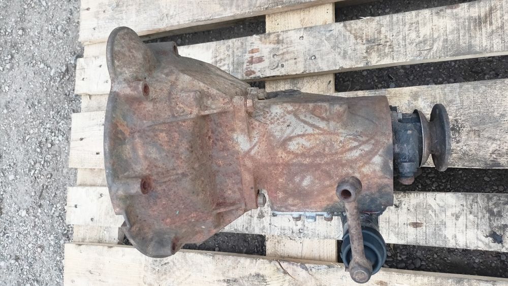 Żuk ( z silnika Andoria 2,4 diesel) skrzynia biegów