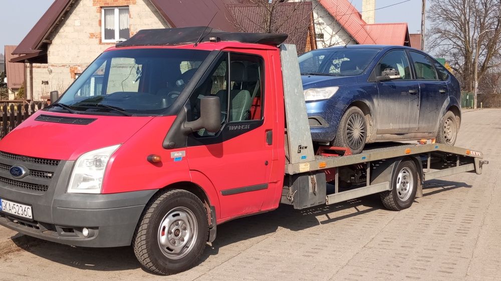 Laweta holowanie transport mobilny mechanik