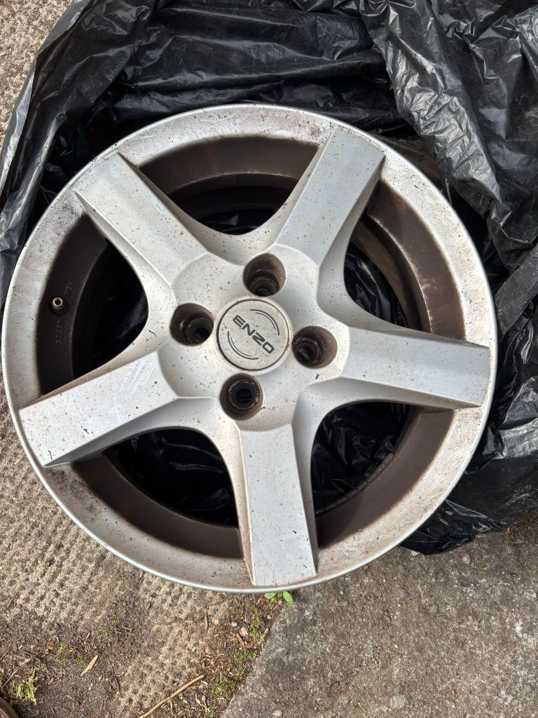 Felgi ENZO 15' 4X98 6.5' ET38 FIAT