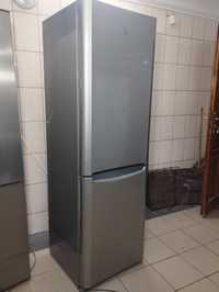 Холодильник з морозилкою Indesit No frost (суха заморозка)