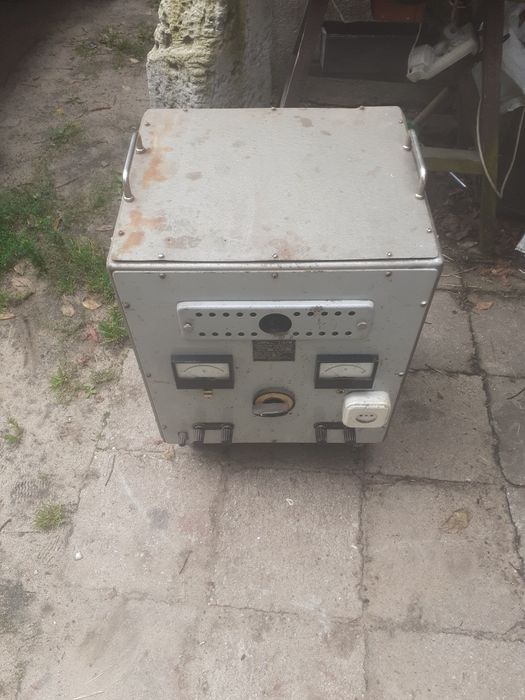 Stabilizator napięcia sieci Wamel es