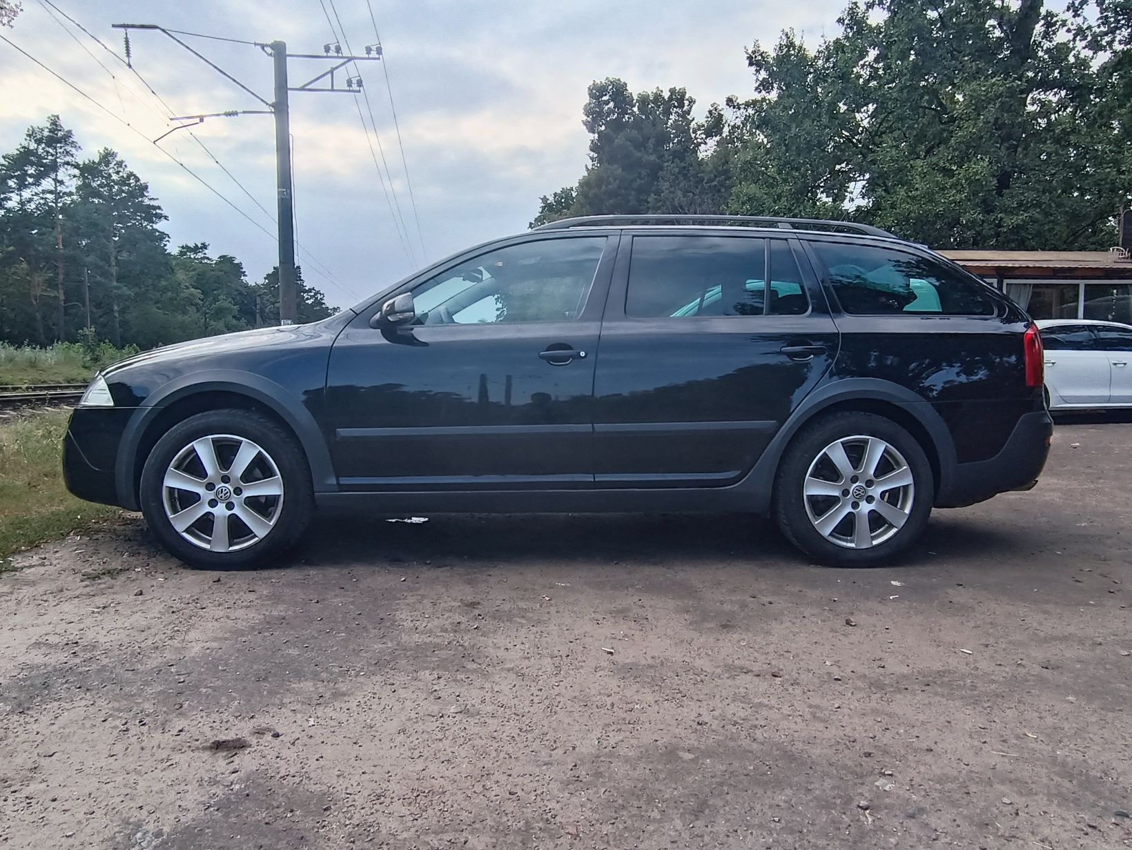 Продам автомобиль SKODA OCTAVIA SCOUT