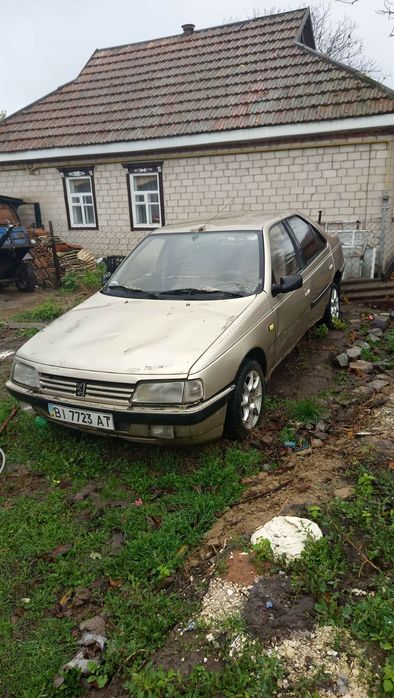Продам пежо 405 на запчасти или ремонт