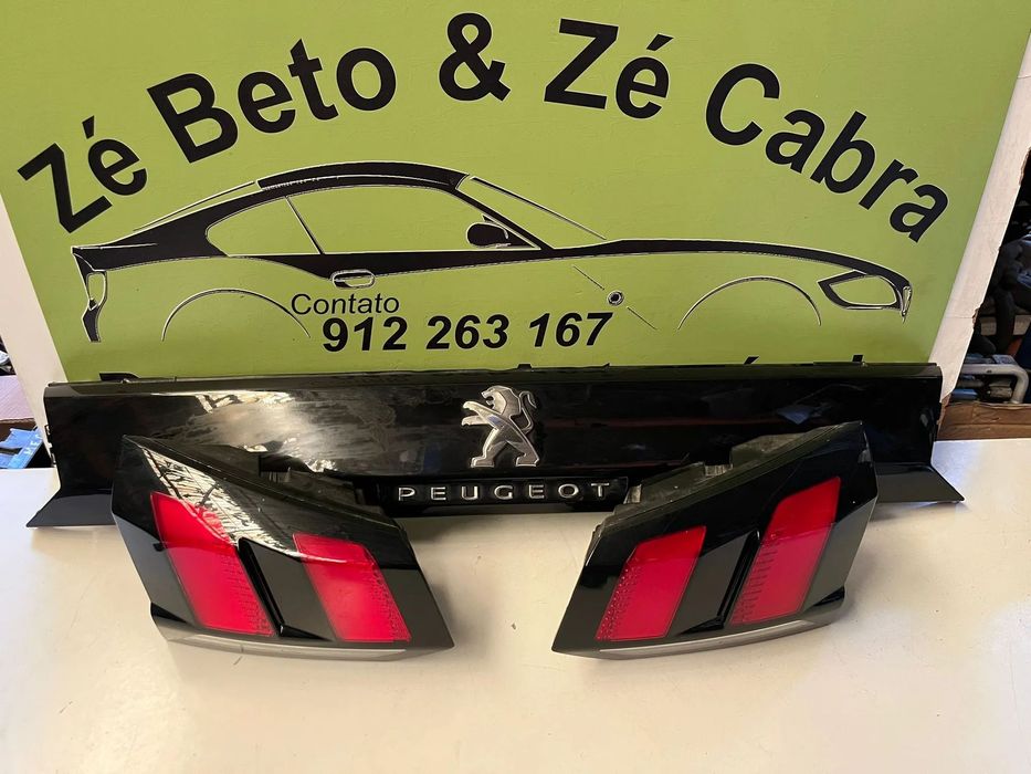 PEUGEOT 5008 II FAROLIM MALA FRISO PLASTICO - FT474