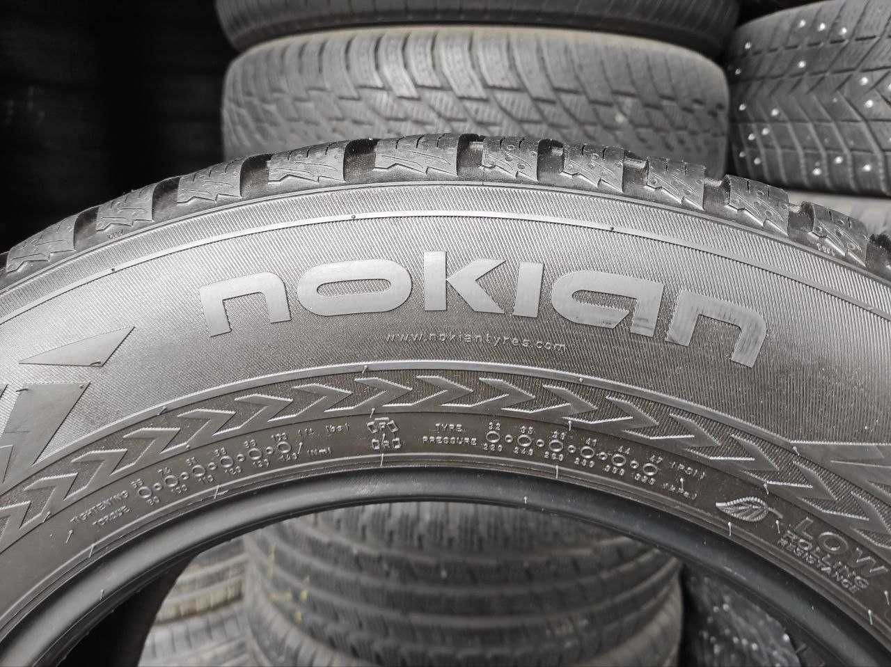 Nokian Weatherproof SUV 235/65r17 108H Extra Load 2шт, 16год, 5мм, M+S