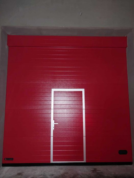 Brama przemysłowa segmentowa Krispol