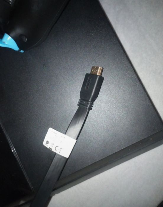 Ps4 fat + okablowanie + pad + kabel hdmi
