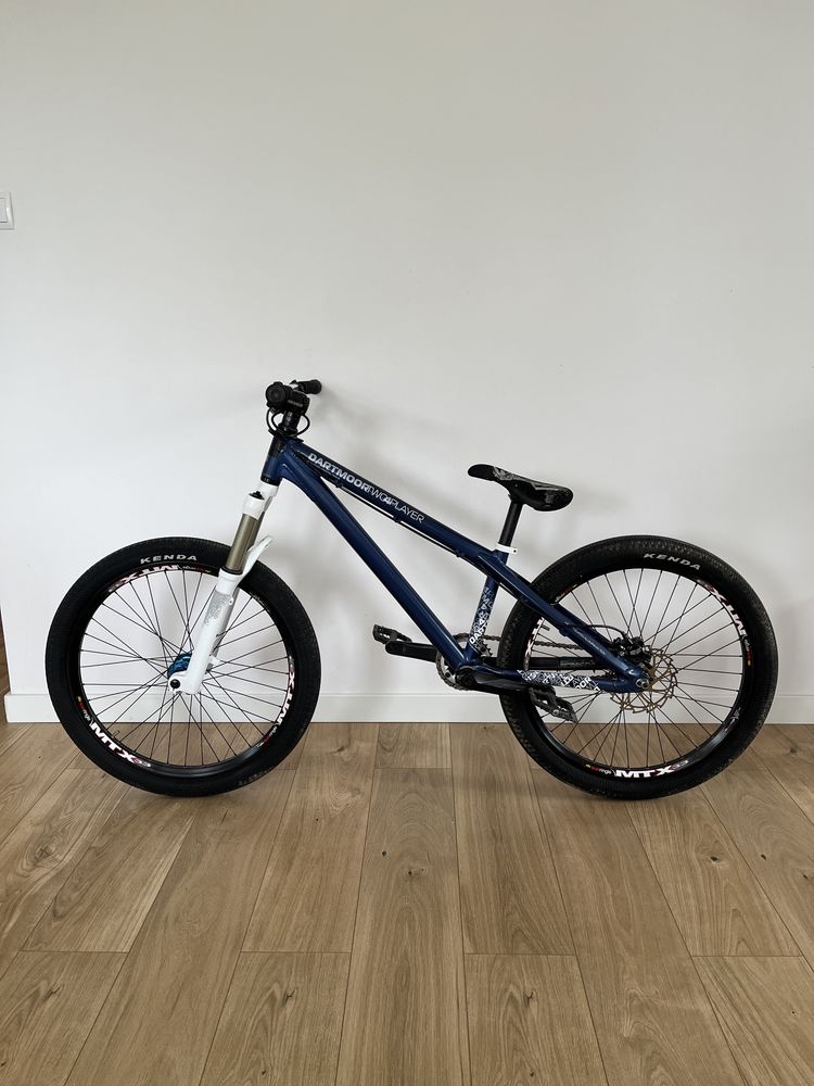 Dartmoor Two4Player Manitou Circus Dirt Street Park Pumptrack