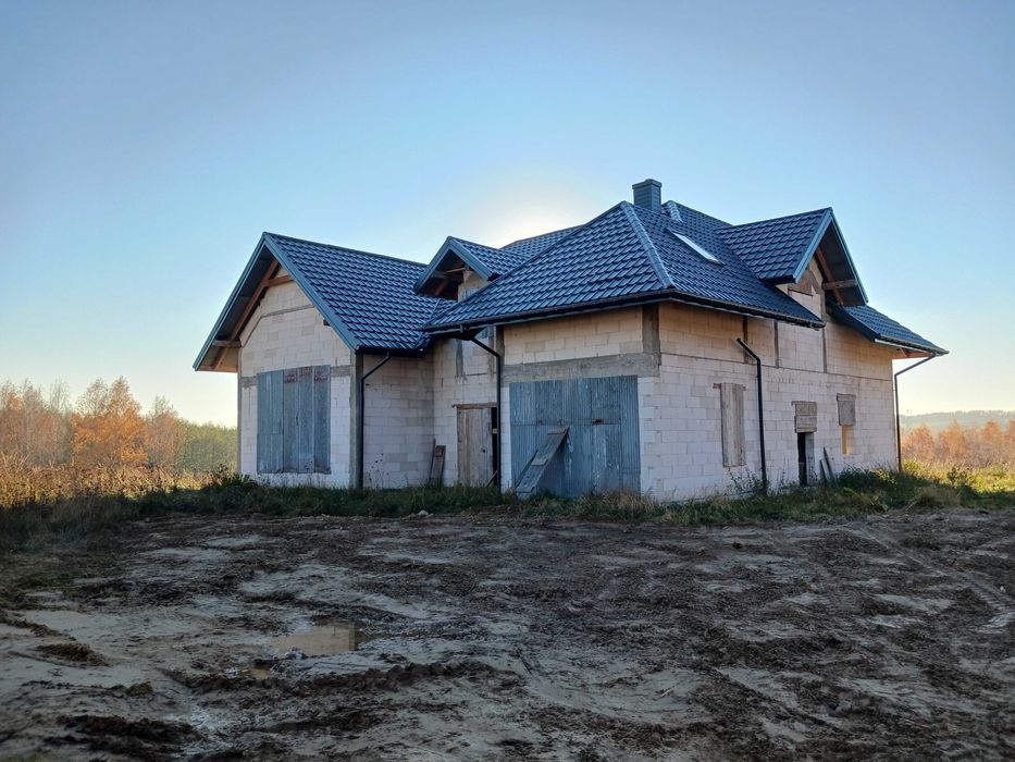 Trzciana okazały dom 202 m na widokowej działce blisko Rzeszowa