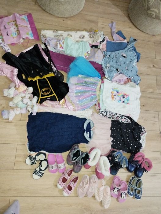 Giga paka ponad 60 rzeczy ubrania 104/110 buty mega