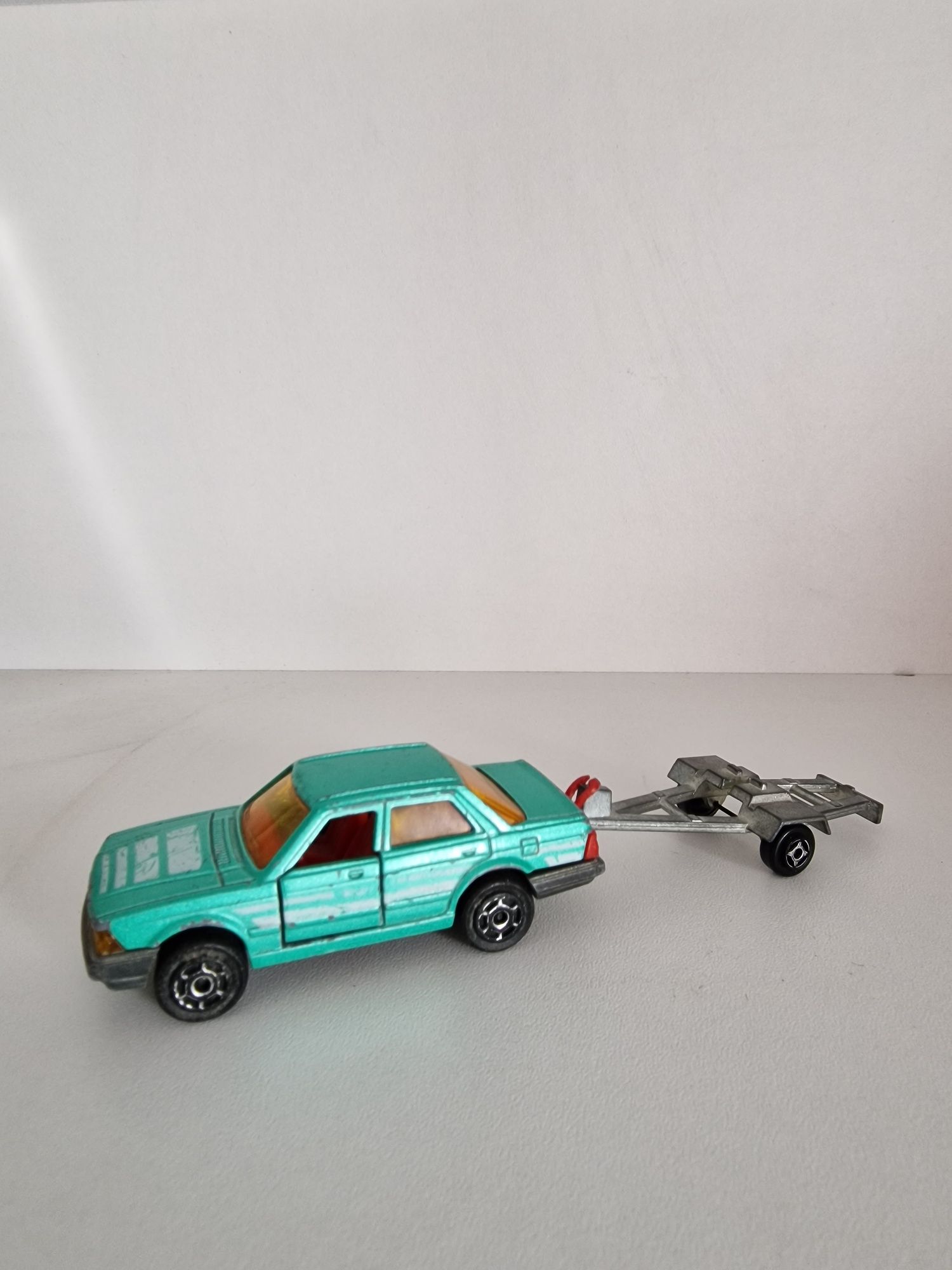 Majorette Honda Accord z przyczepą 1987 resorak