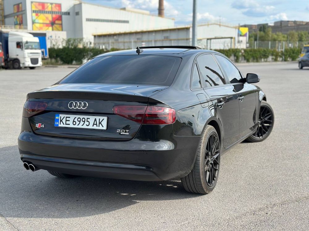 Audi A4 B8 2013 - Premium - Quattro.