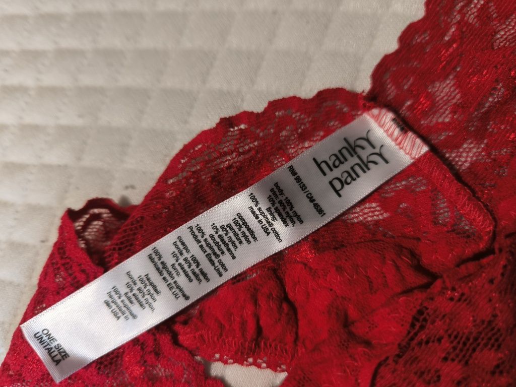 Hanky panky stringi majtki damskie figi czerwone 3 pack z koronką One