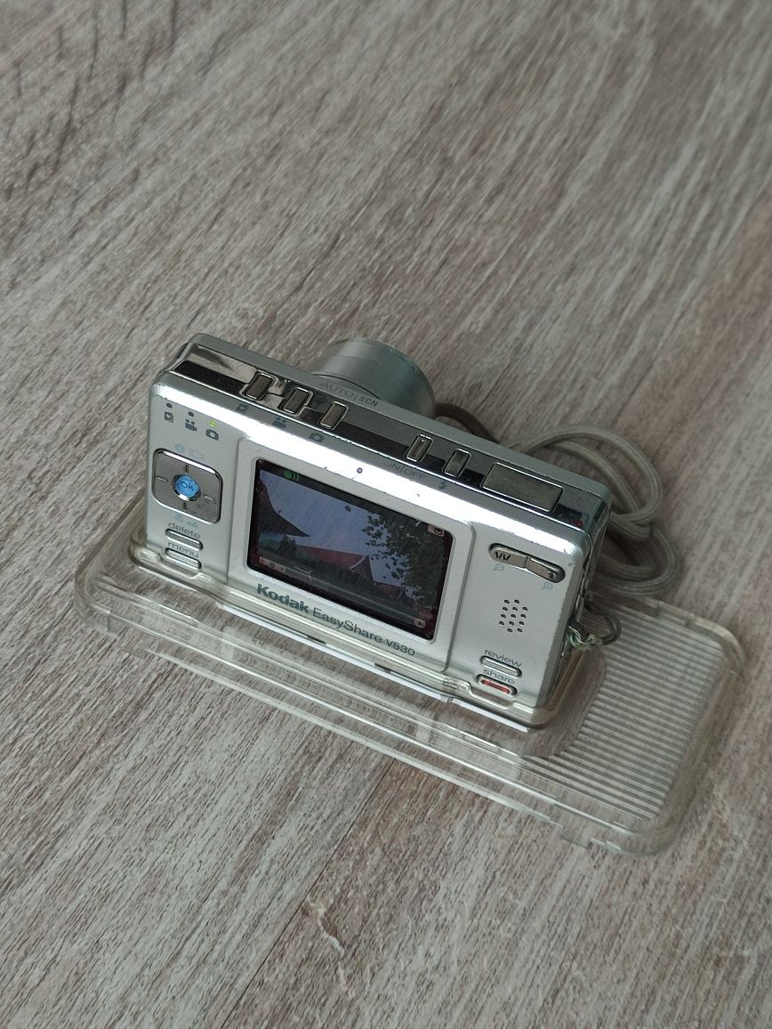 Kodak EasyShare v530 (5,0 MП), в робочому стані+карта пам'яті та кабел