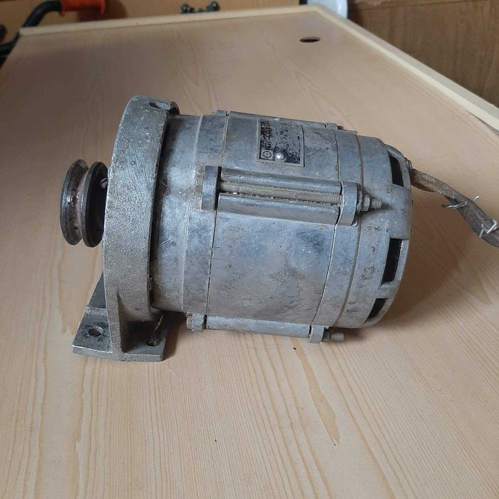 Електродвигун 250W  1350об\хв  220V