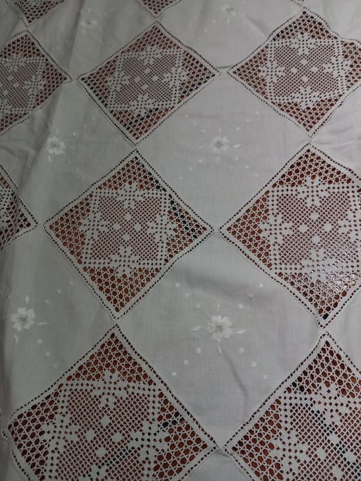 Toalha em linho em crochet