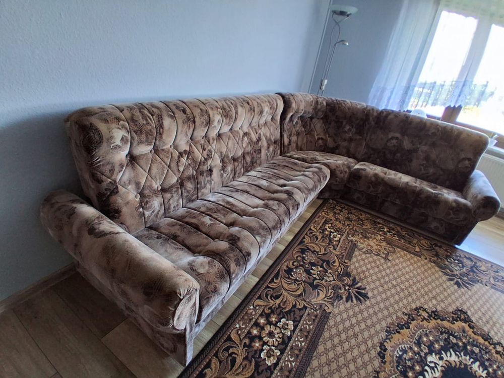 Narożnik w dobrym stanie