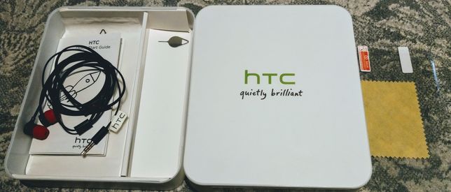 Auriculares HTC com caixa e pelicula