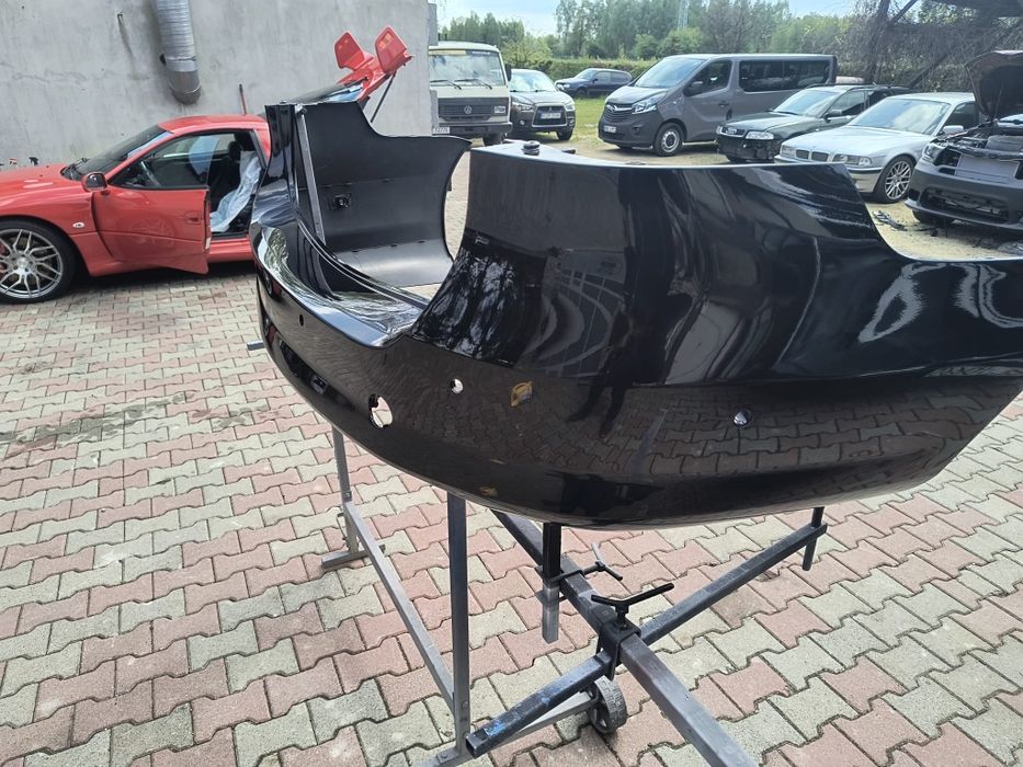 Zderzak tylni VW Passat B7 Kombi, lakierowany.