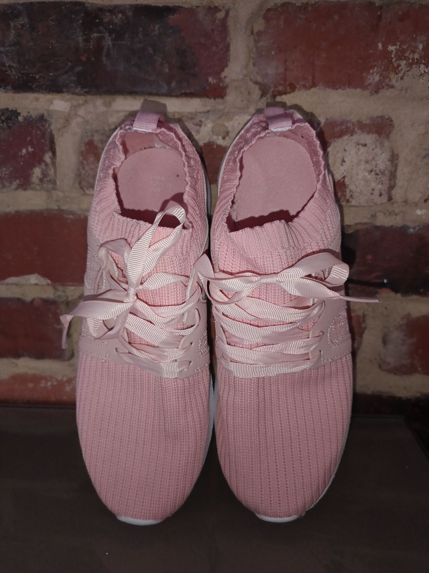 Buty sportowe mega wygodne 39 Primark Nowe