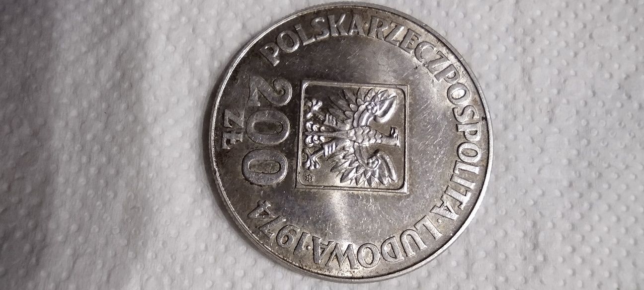 Moneta 200 zł z 1974 roku.