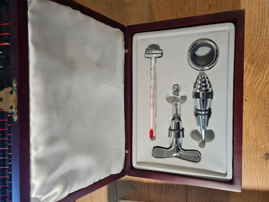 Zestaw do wina korkociąg plus zatyczką