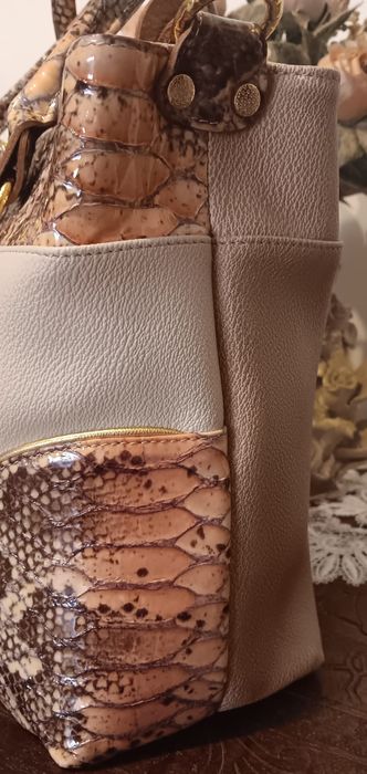 Mala cavalinho em pele nova