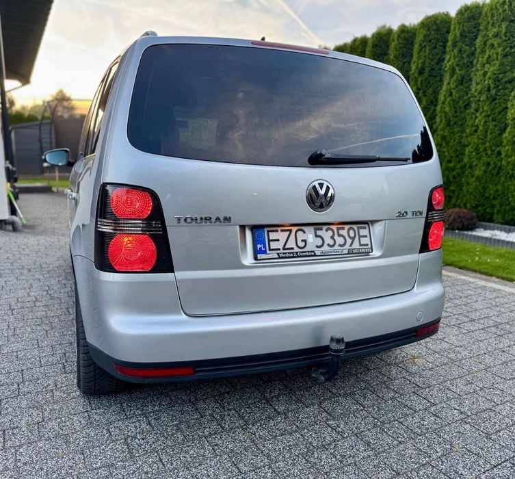 Volkswagen Touran 2010р 2.0 TDI