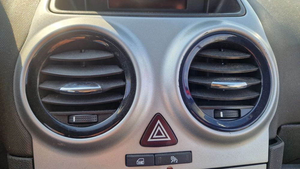 OPEL CORSA D KRATKA NAWIEWU