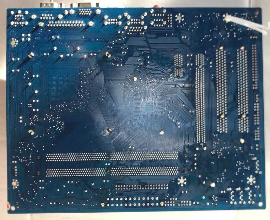 Системна плата Gigabyte GA‑G31M‑ES2L (б/в) + CPU