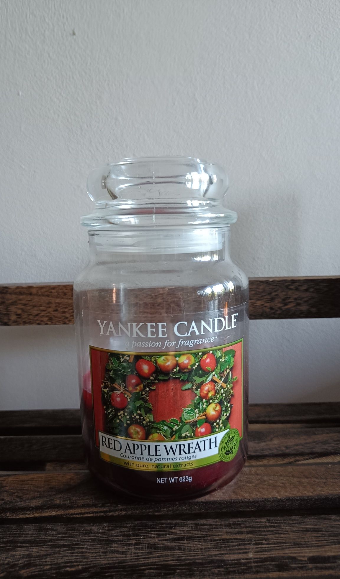 Yankee Candle Red Apple Wreath świeca zapachowa