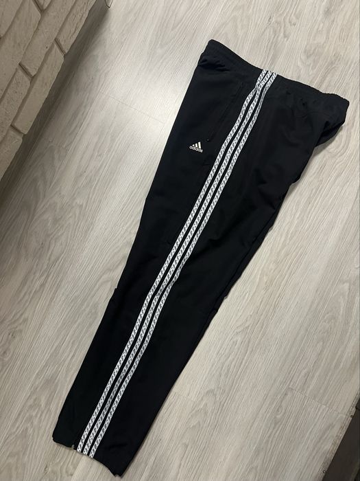 Широкие винтажные спортивные штаны adidas performance