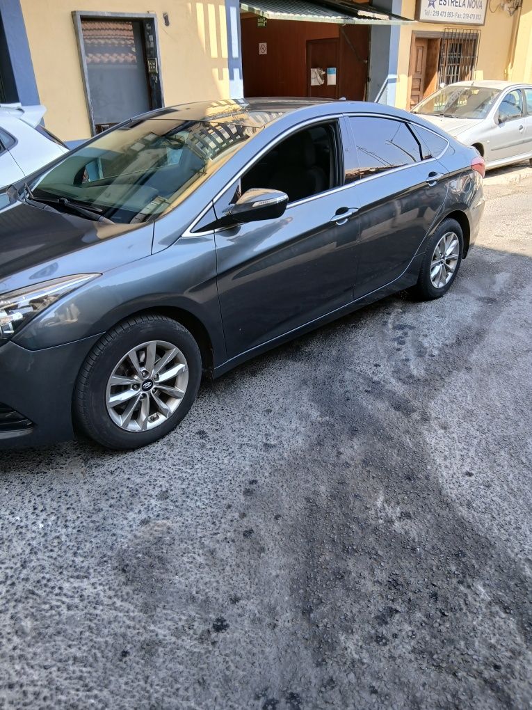 Vendo urgente motivo de viajem iunday I40 2016 gasoleo