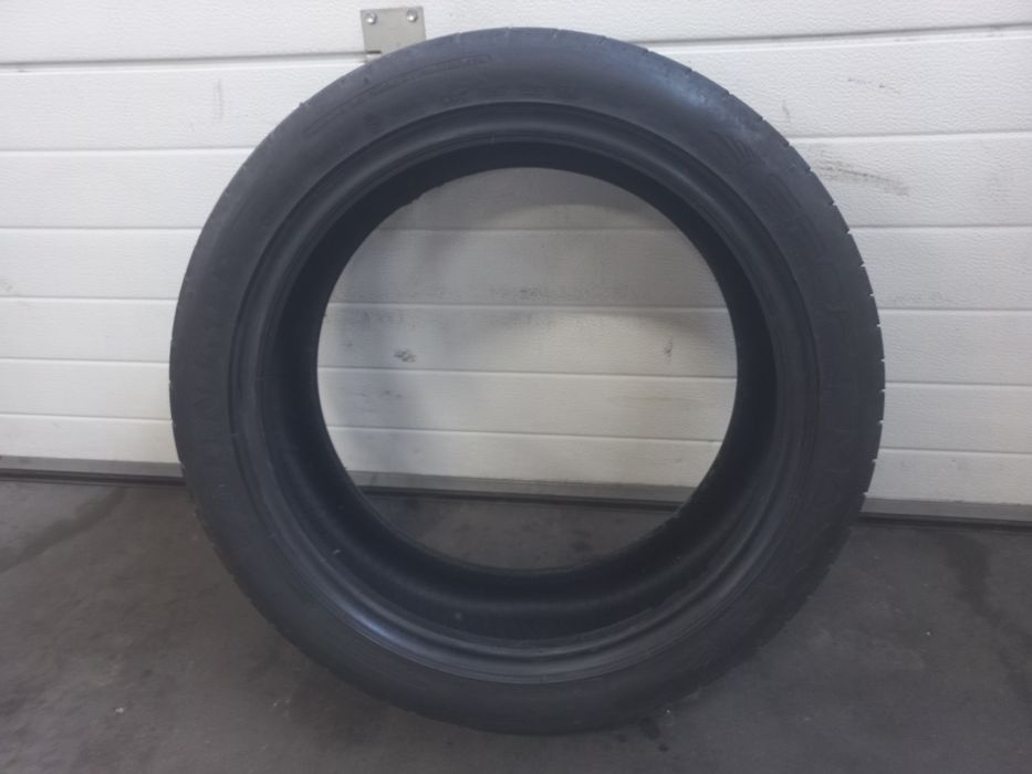 Opony letnie Dunlop 225/45/19 96W