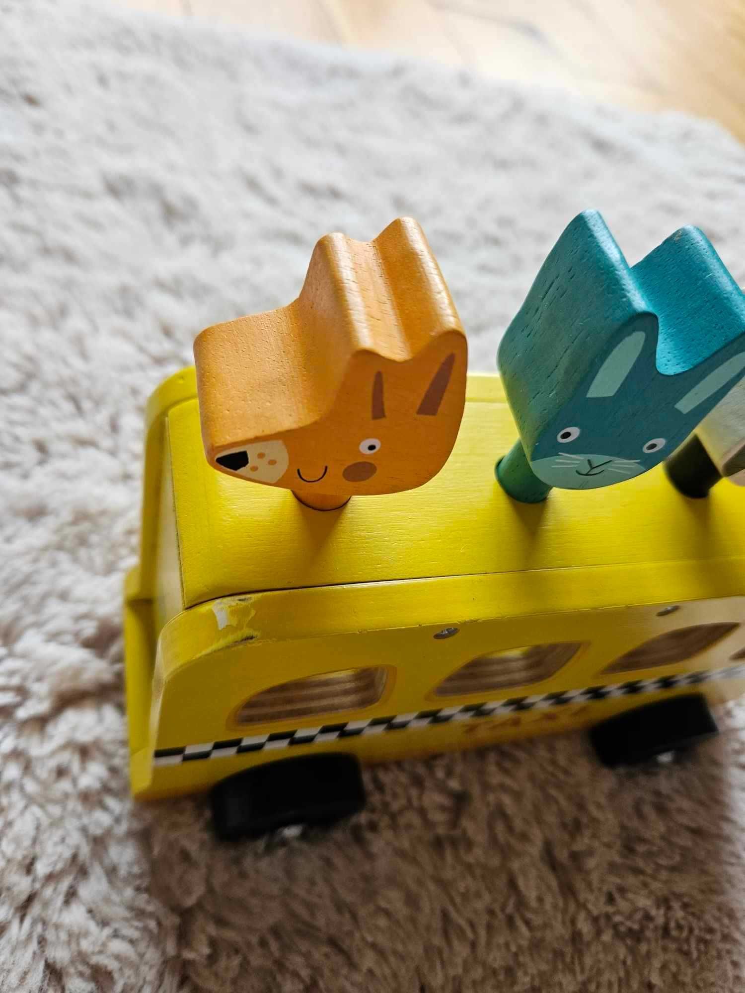Samochodzik taxi drewniany Tender Leaf Toys