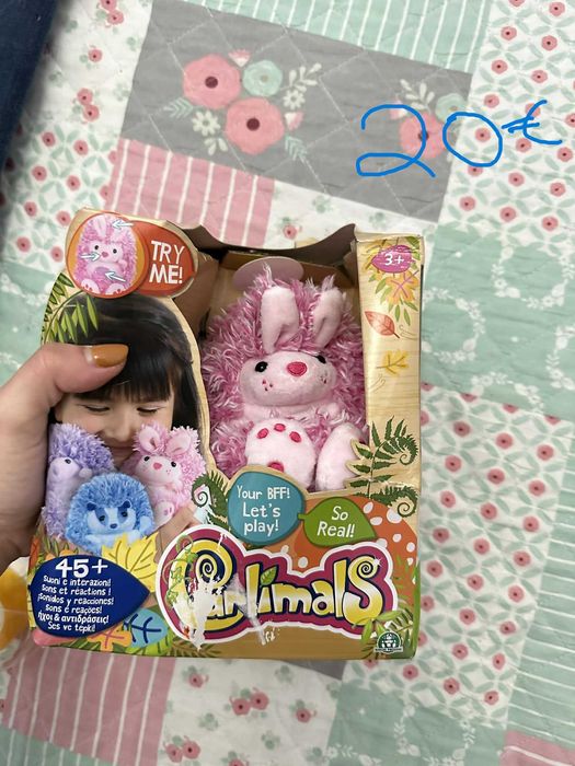 brinquedos novos e embalados