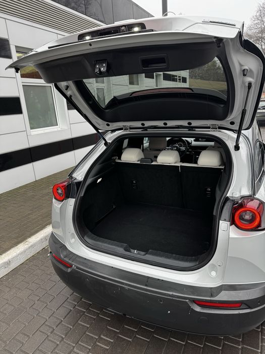 Mazda MX-30 2021 Електромобіль