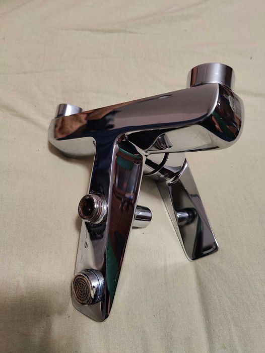 Cмеситель для ванны VALVEX Quasar хромированая латунь