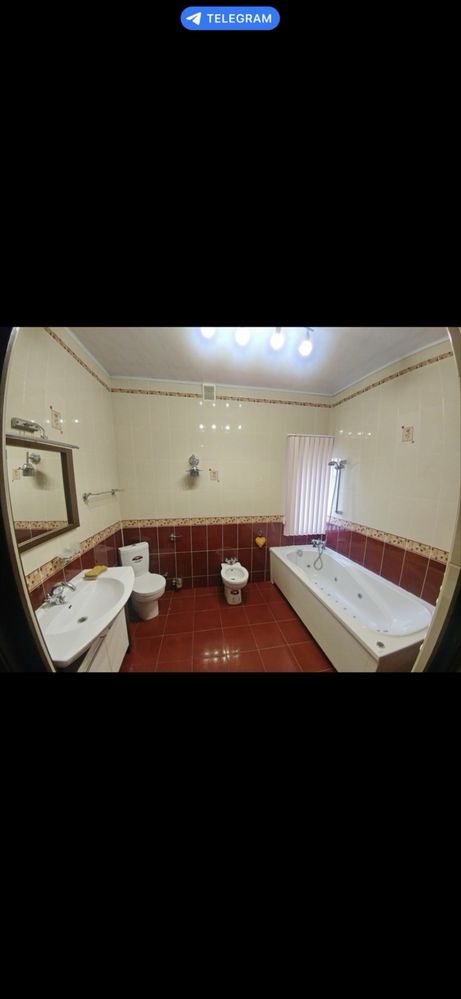Будинок в місті , басейн, сауна