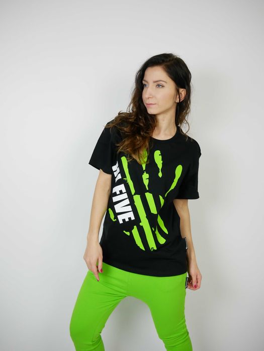 KOSZULKA DAMSKA S Czarna bluzka Hip Hop street wear z RĘKĄ - 60%