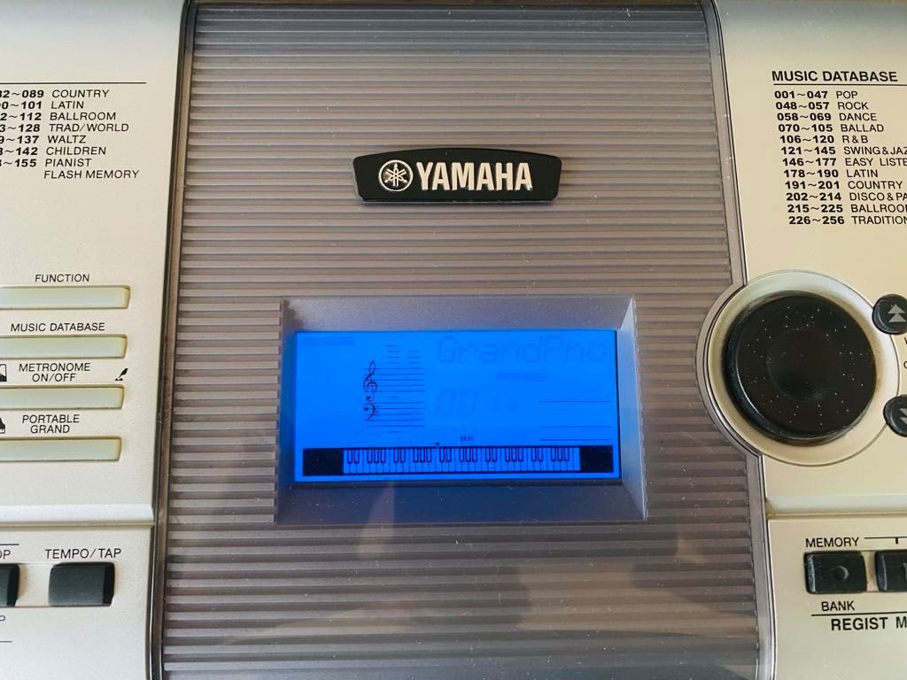 Keyboard Yamaha PSR E403