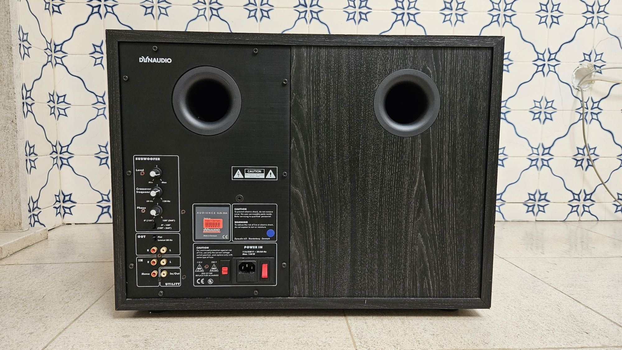 Subwoofer Dynaudio Audience SUB-30A