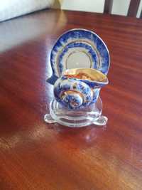 Chávenas porcelana miniatura novas com pires e suporte