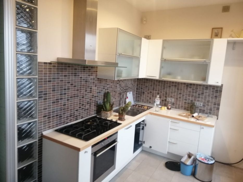 Продам кухню з технікою б.у в гарному стану