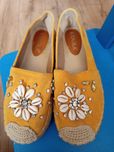Espadryle 37.  .